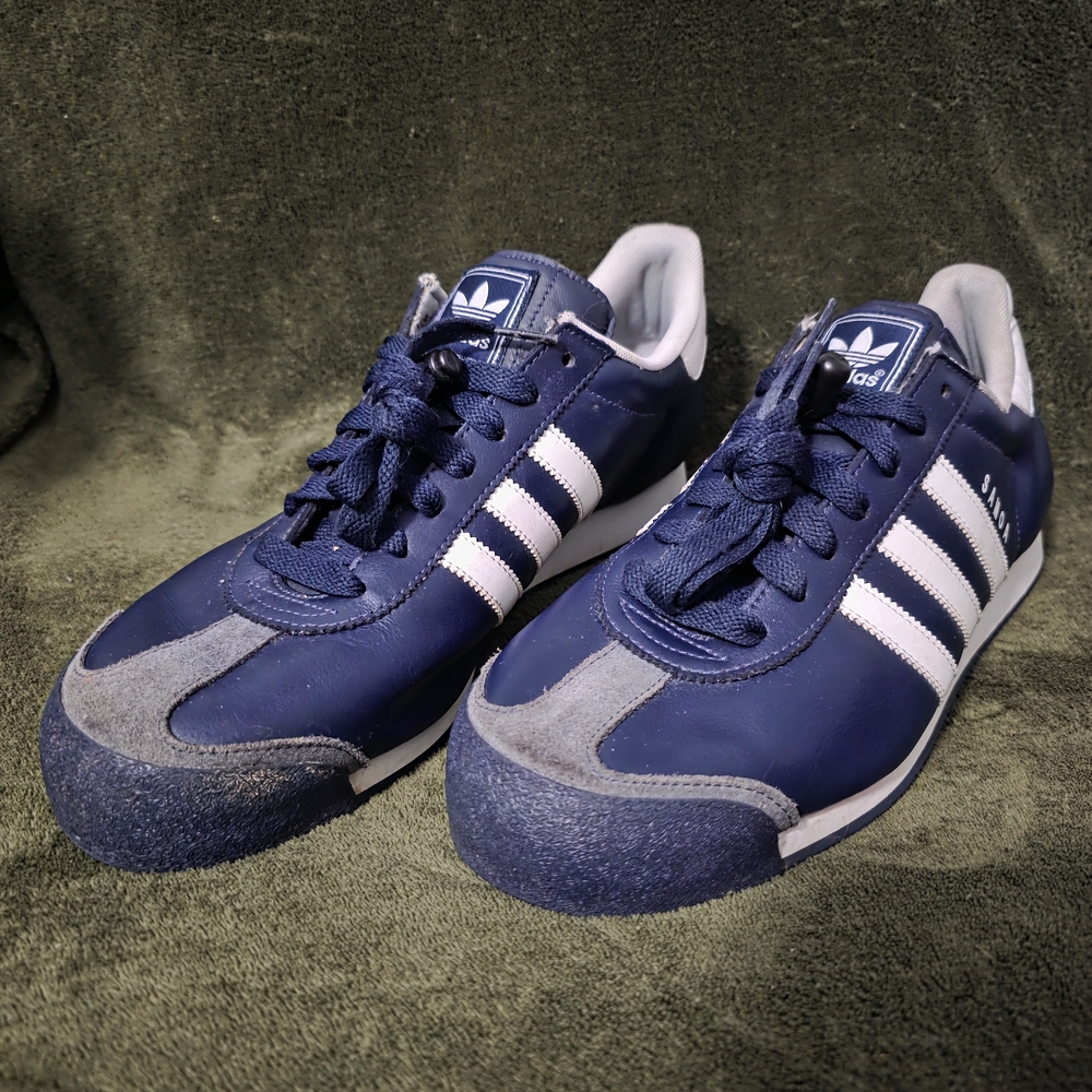 Navy Adidas Samoa